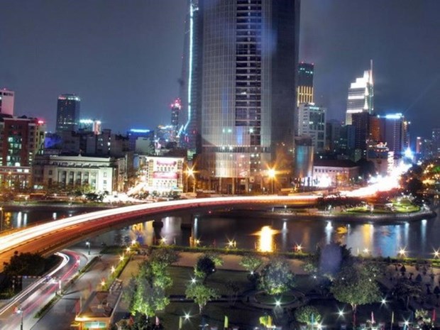 HCM City’s economy stages vigorous recovery hinh anh 1