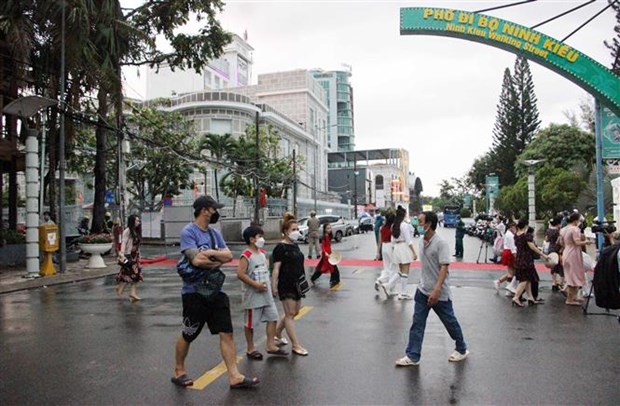 First-ever pedestrian zone in Can Tho makes debut hinh anh 1