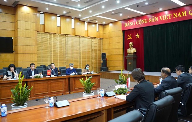 Singapore interested in energy cooperation with Vietnam hinh anh 1