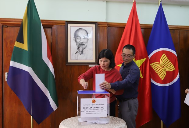 Fundraising held in South Africa to support islanders, solders in Truong Sa hinh anh 1