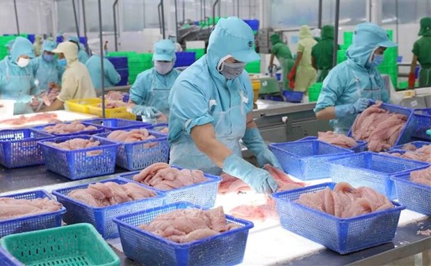 Aquatic exports surge nearly 44 percent in first four months hinh anh 1