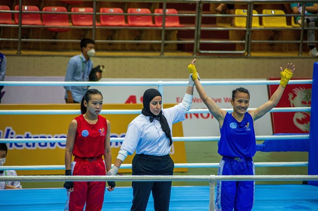 Vietnamese kickboxers get off to good start ​​​​​​​to SEA Games 31 hinh anh 2