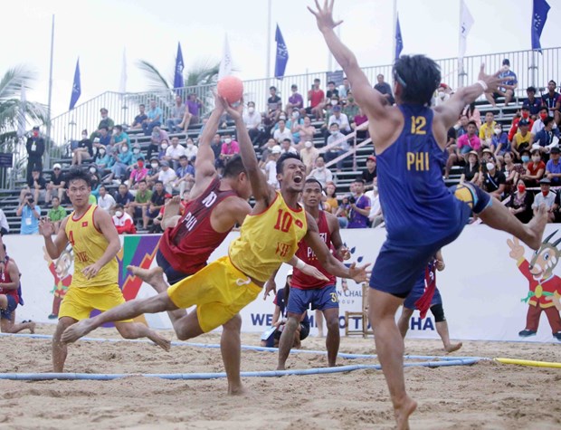 SEA Games 31: Vietnam fetch gold in men’s beach handball, bronze in diving hinh anh 1