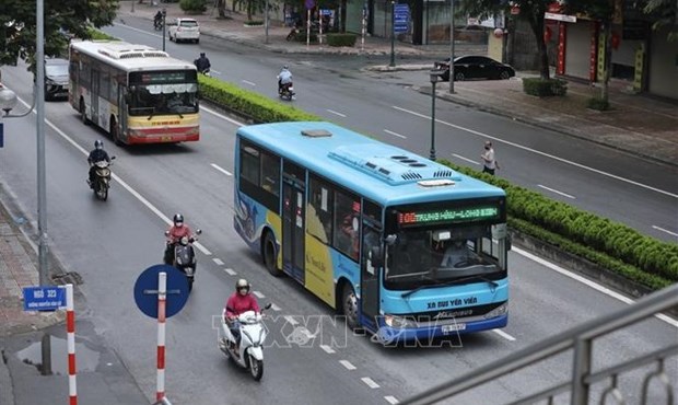 SEA Games 31: Hanoi adds 129 buses hinh anh 1