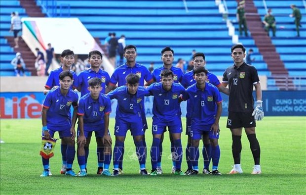 SEA Games 31: Laos change tactics before football match against Malaysia hinh anh 1