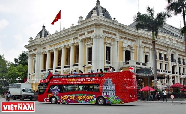 SEA Games 31: Hanoi offers free tourism bus services to delegates hinh anh 1