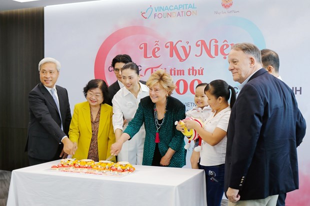 Programme provides free heart surgery for about 9,000 children hinh anh 1
