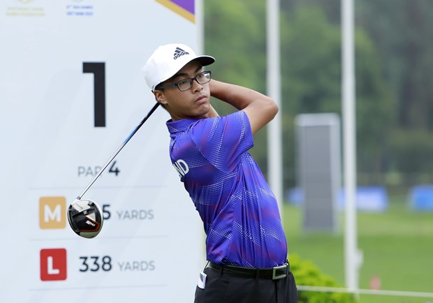 Thai golfer leads first round of men’s individual category at SEA Games 31 hinh anh 1