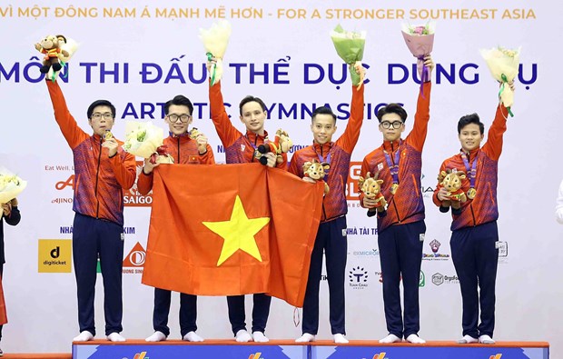 SEA Games 31: Vietnamese gymnasts win gold in artistic men’s team hinh anh 1