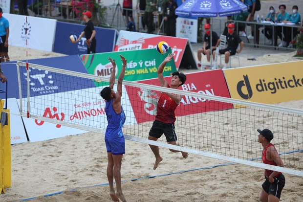 SEA Games 31: Vietnam defeat Cambodia in opener of men’s beach volleyball hinh anh 1