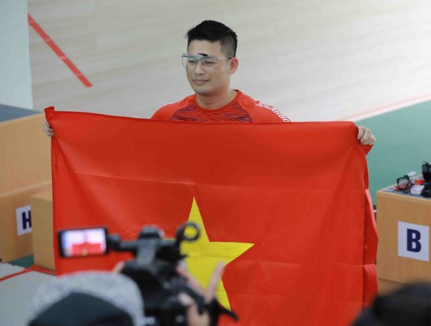 SEA Games 31: Vietnam enjoys good start in shooting hinh anh 1