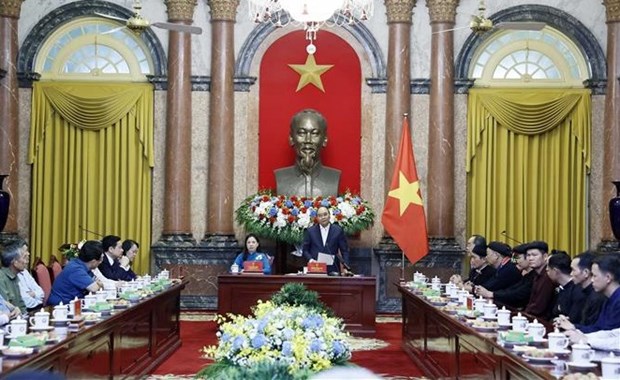 President meets ethnic minority delegation from Tuyen Quang hinh anh 1