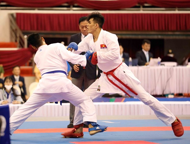 SEA Games 31: Karate brings Vietnam four golds on May 19 hinh anh 1