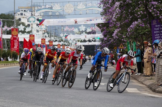 SEA Games 31: Vietnam’s cyclists secure gold, silver in road competitions hinh anh 1