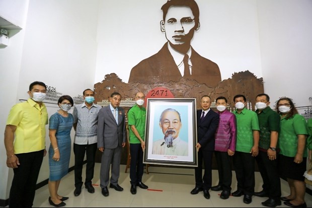 President Ho Chi Minh remembered abroad hinh anh 1