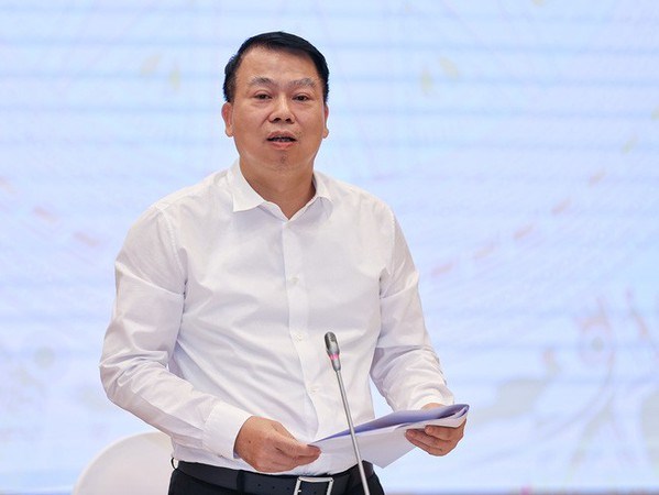 Deputy Finance Minister Nguyen Duc Chi takes charge of State Securities Commission hinh anh 1