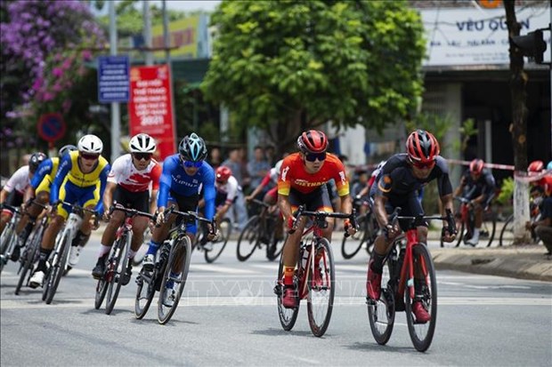 SEA Games 31: Thai cyclist tops men's time trial finals hinh anh 1