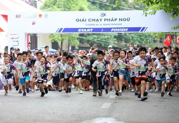 Hanoi hosts Francophone running tournament hinh anh 1
