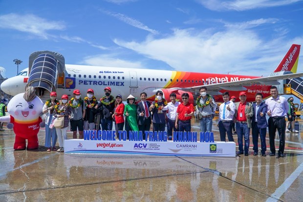 Vietjet reopens flights between Seoul and Vietnam's beach destinations hinh anh 1