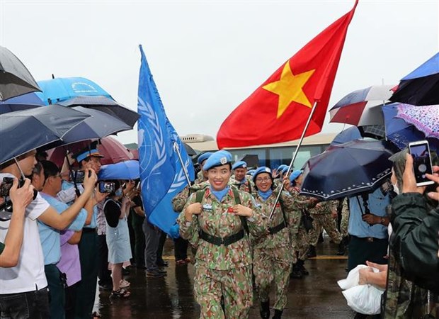 2nd detachment of Level-2 Field Hospital No. 4 leave for UN peacekeeping missions hinh anh 2