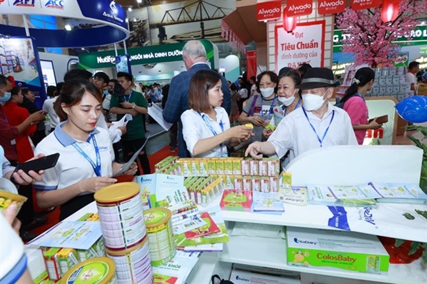 Vietnam Dairy 2022 kicks off hinh anh 1