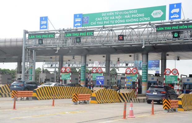 Electronic toll collection applied along entire Hanoi - Hai Phong Expressway hinh anh 1