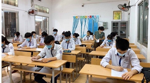Special COVID requirements set for high school graduation exam hinh anh 1