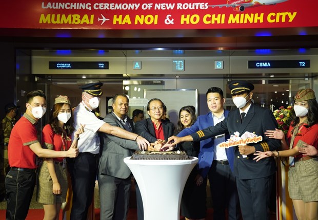 Vietjet launches direct flights between Hanoi/HCM City and Mumbai hinh anh 1