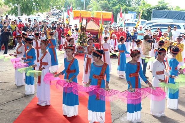 Binh Thuan to popularise, preserve ethnic minority music and dance hinh anh 1