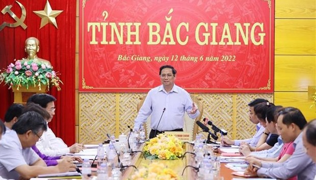 Bac Giang province told to enhance self-reliance to boost development hinh anh 1