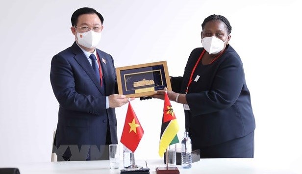 Mozambican Assembly President’s visit to foster Vietnam- Mozambique traditional ties hinh anh 1