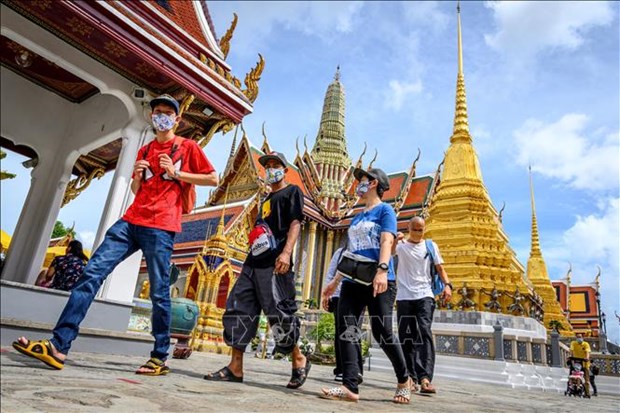 Thailand to drop mask rule, foreign tourist registration hinh anh 1