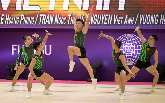 Vietnam win gold at hinh anh 2 world aerobics competition