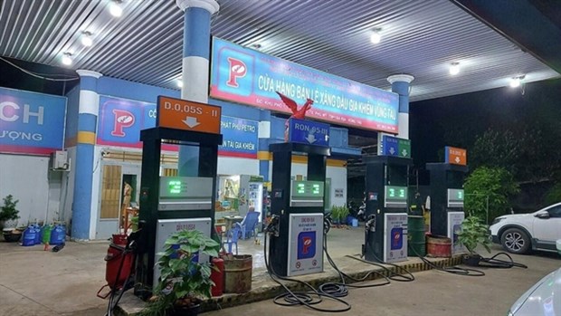 Massive counterfeit gasoline ring busted in Ba Ria - Vung Tau hinh anh 1