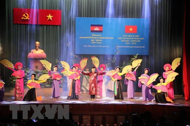 Vietnam, Cambodia strengthen relations hinh anh 1