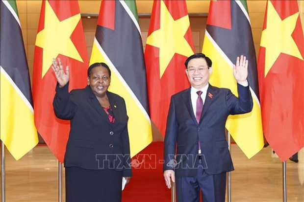 Mozambican Assembly President concludes Vietnam visit hinh anh 1