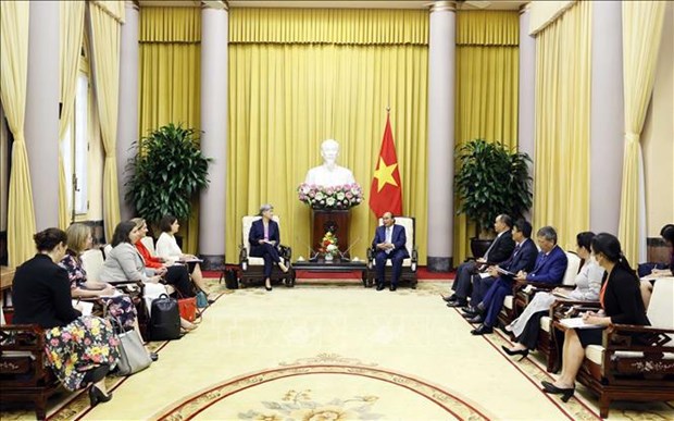 President receives Australian Minister for Foreign Affairs hinh anh 1