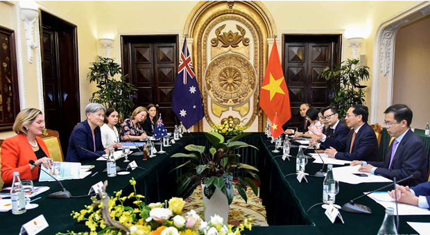 Vietnamese, Australian foreign ministers hold talks hinh anh 1