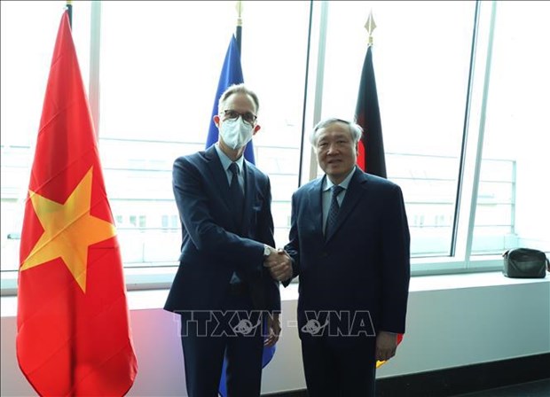 Chief Justice of Supreme People's Court pays working visit to Germany hinh anh 1
