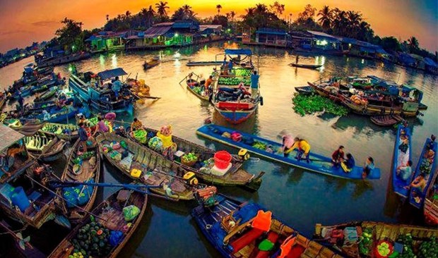 Vietnam wins 13 awards at "Two country circuit" photo contest hinh anh 1