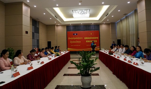 Lao women's union delegation visits Quang Nam hinh anh 1