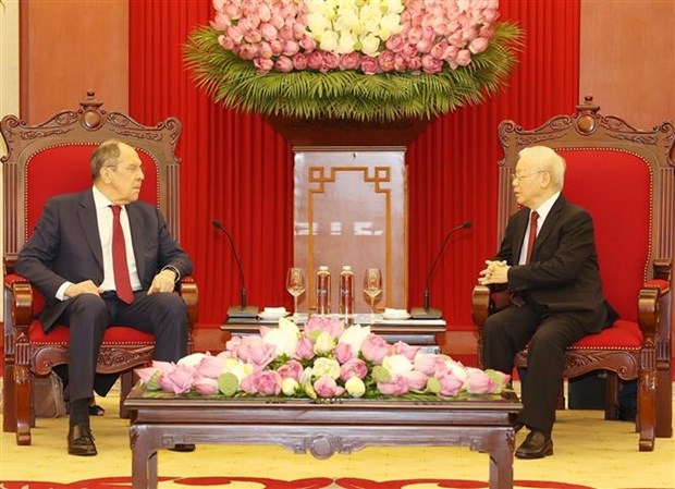 Party chief receives Russian Minister of Foreign Affairs hinh anh 1