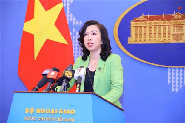 Spokeswoman highlights need to raise citizens’ awareness of foreign countries’ laws, customs hinh anh 1