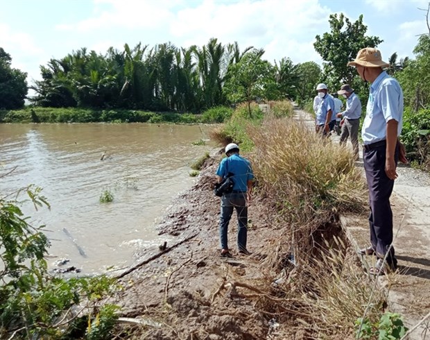Soc Trang tightens measures to combat erosion hinh anh 1