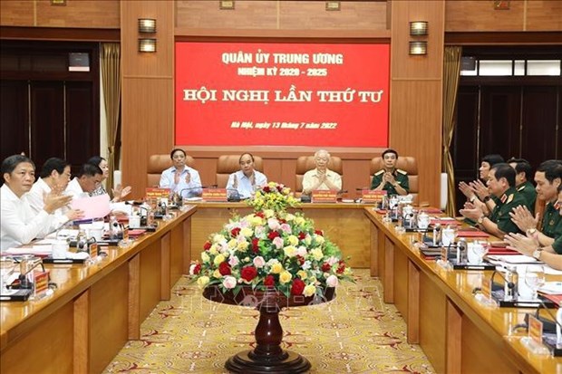 Party chief chairs meeting of Central Military Commission hinh anh 1