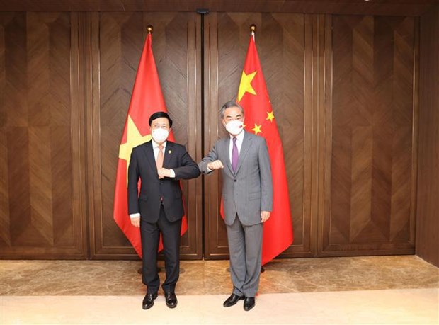 Vietnam, China seek to foster bilateral partnership in all fields hinh anh 2