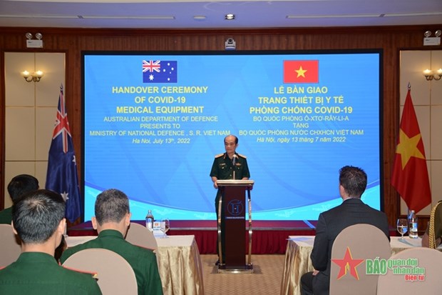 Ministry recieves Australian-donated equipment for COVID-19 response hinh anh 2