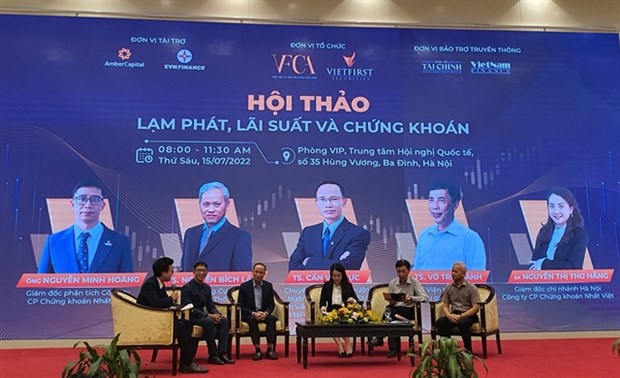 Vietnam stock market's outlook still bright in second half of 2022 hinh anh 1