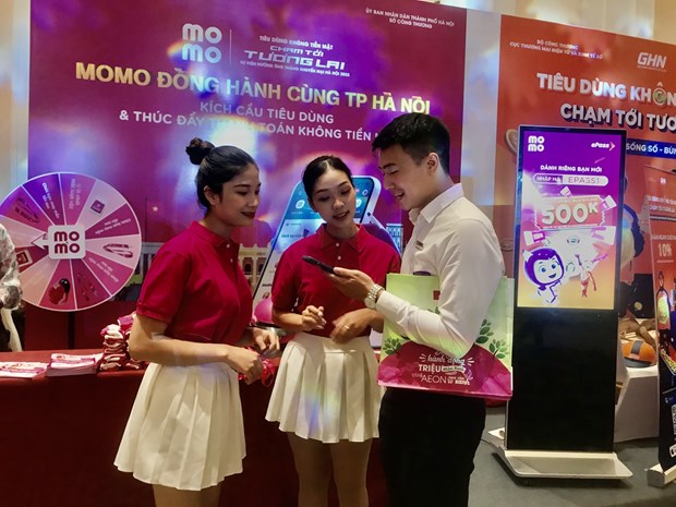 Hanoi event encourages cashless payments hinh anh 1