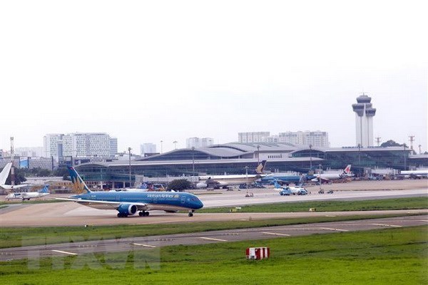 Technical warning forces Vietnam Airlines flight to make emergency landing in Da Nang hinh anh 1